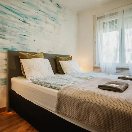 アパート Bohemia エゲル