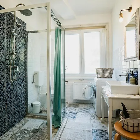 Bohemia Апартаменты